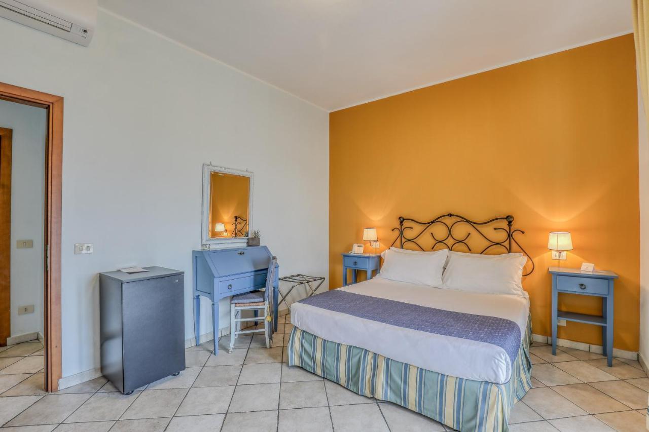Hotel Albatros Varigotti Luaran gambar