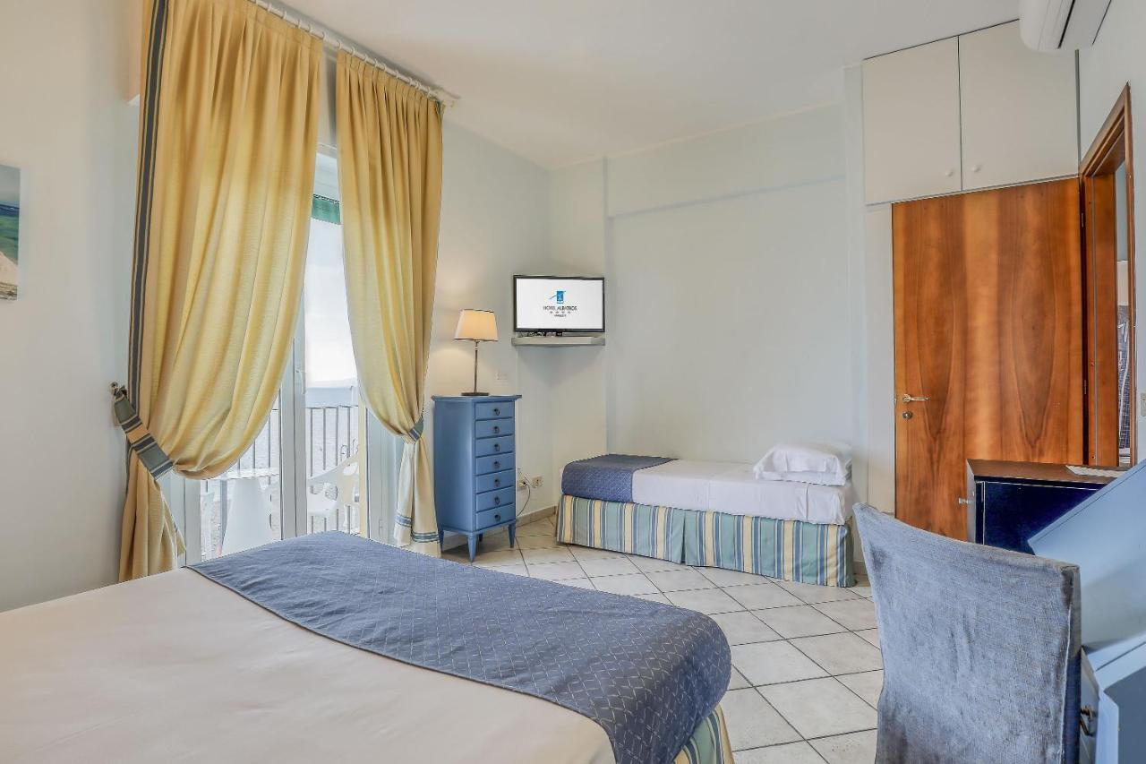 Hotel Albatros Varigotti Luaran gambar