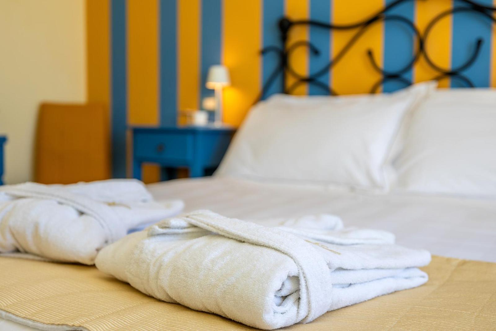 Hotel Albatros Varigotti Luaran gambar